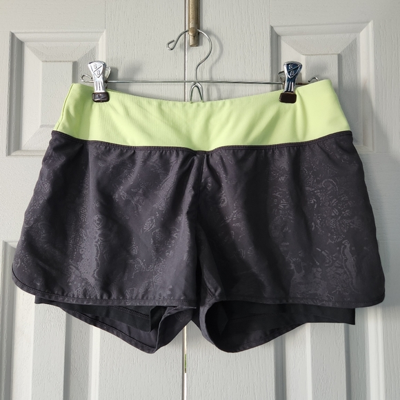 MPG Pants - MPG Athletic Patterned Shorts with Liner size S